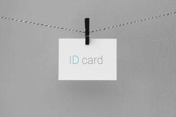 С 1 июня вид на жительство иностранцам будут выдавать в форме ID-карточек